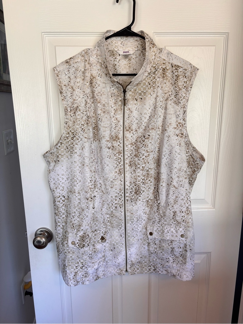 Alia Women Neutral Animal Print Vest